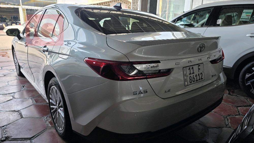 تۆیۆتا کامری